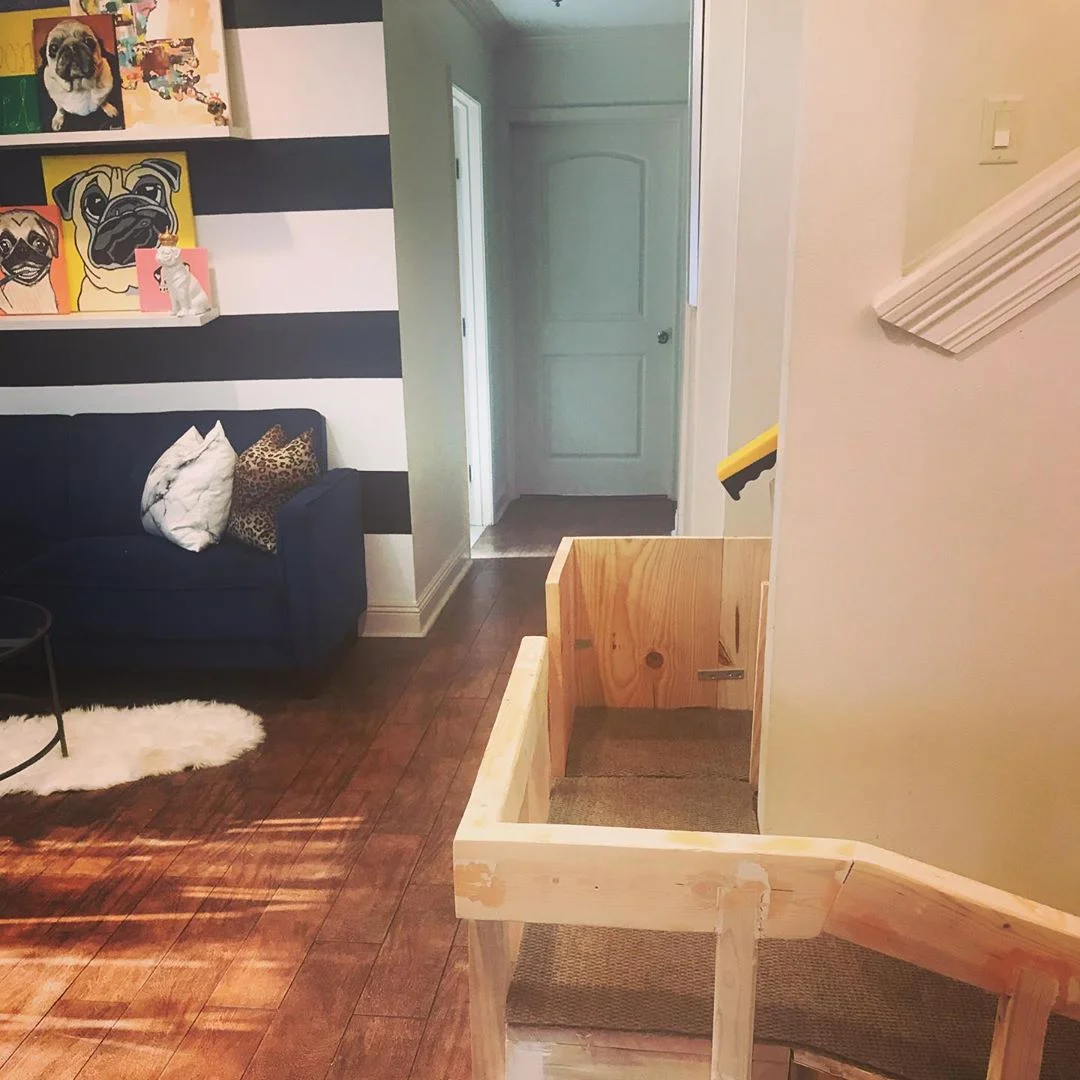 Construyen salvaescalera