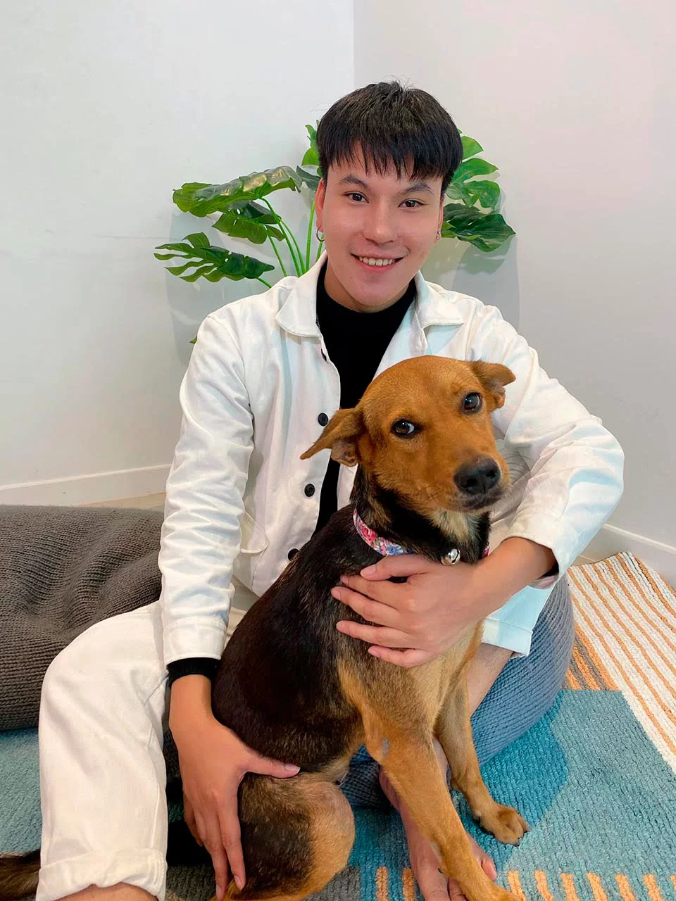 Chico con resaca adopto un perro